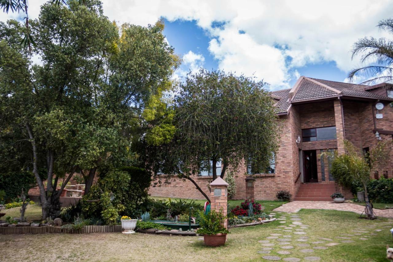Jenny'S Guest House Grahamstown Eksteriør billede